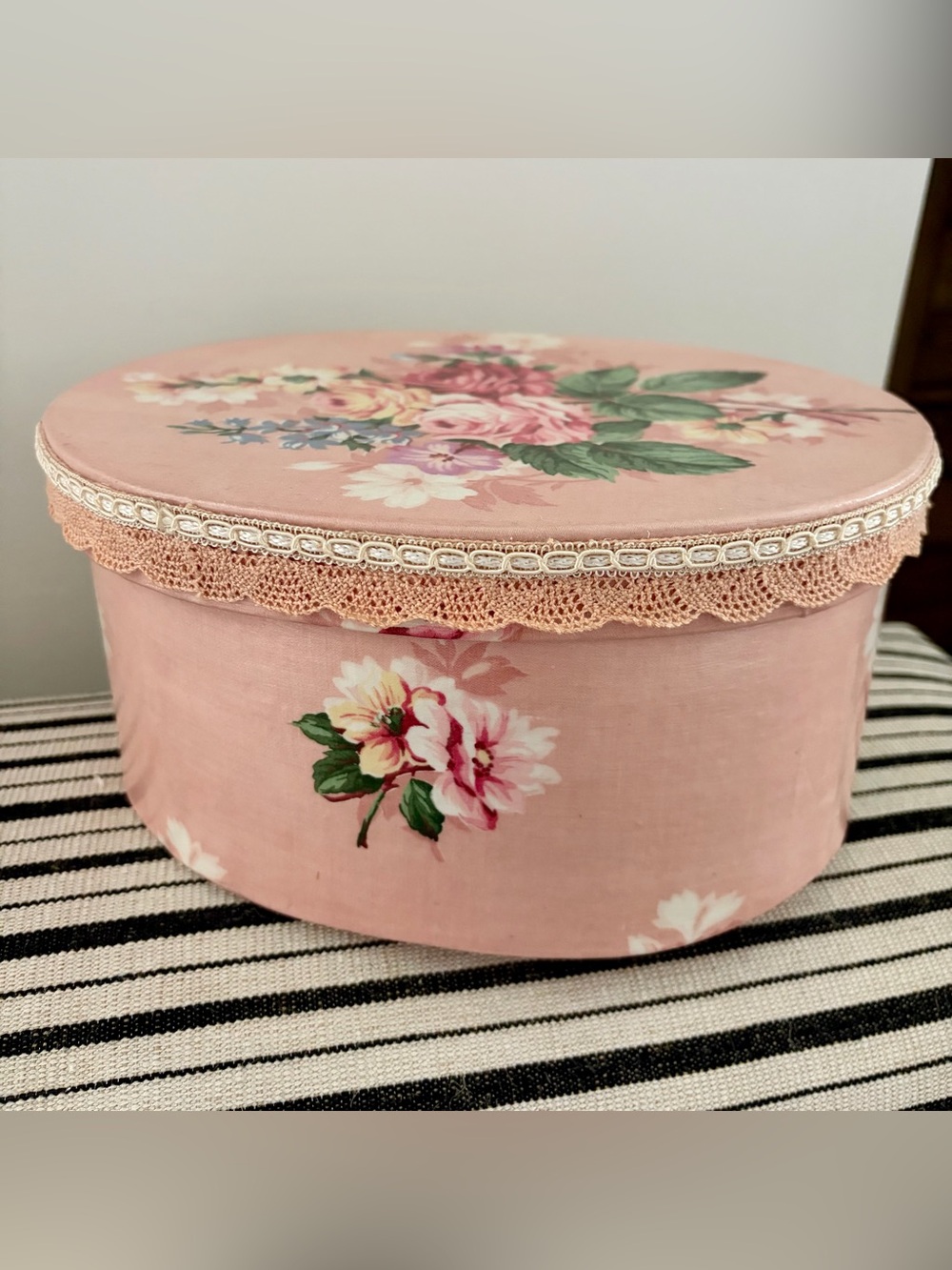 Vintage Floral decoupage storage oval shaped hat style box